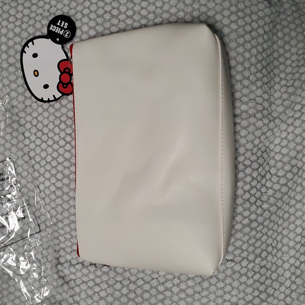 Hello Kitty 2 pc Pouch Set - Picture 11 of 12